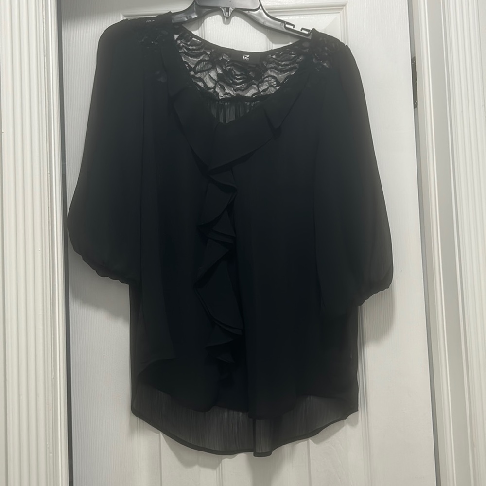 IZ Byer XL black blouse.